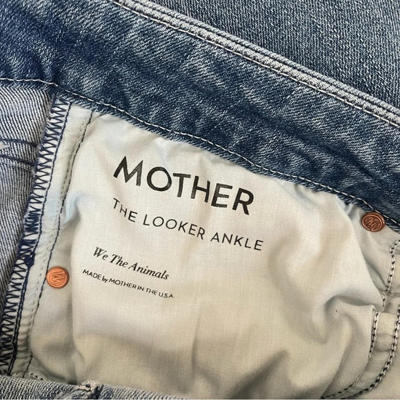 MOTHER The Looker Ankle in We The Animals Skinny Jeans - Picture 6 of 9